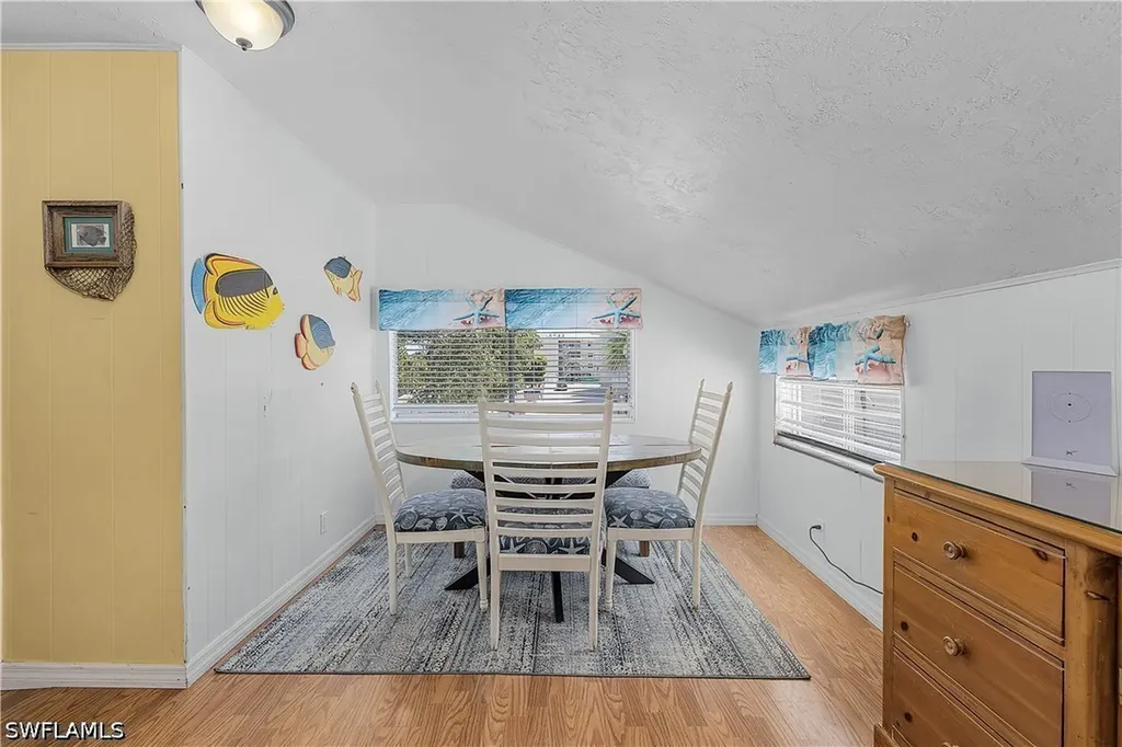 610 Donax Street Sanibel FL 33957