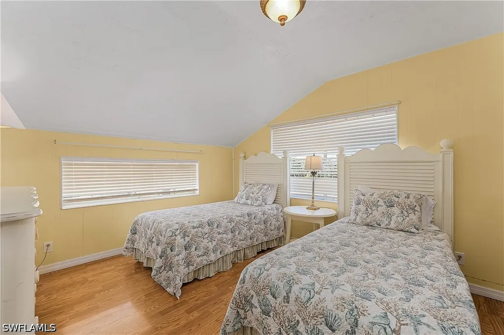 610 Donax Street Sanibel FL 33957