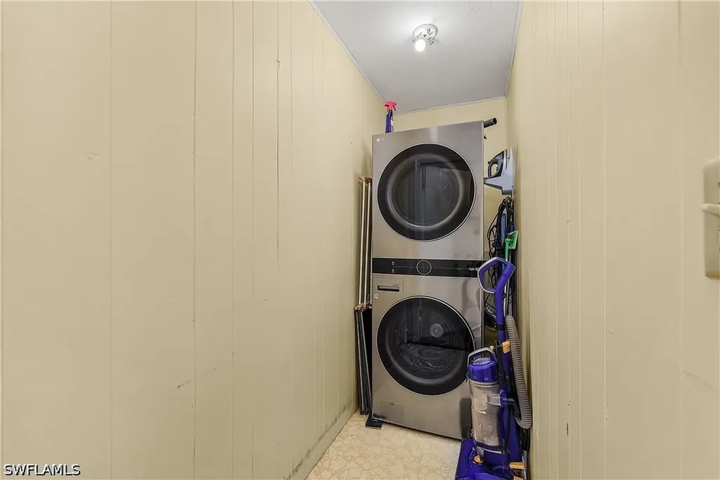 610 Donax Street Sanibel FL 33957