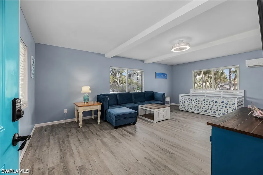 610 Donax Street Sanibel FL 33957