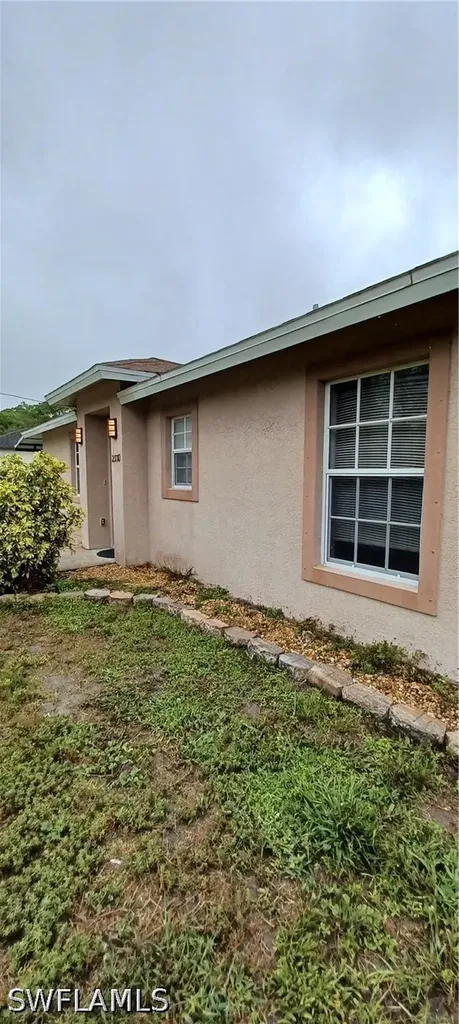 2330 Della Drive Naples FL 34117
