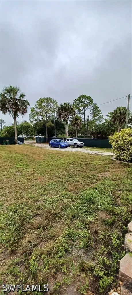 2330 Della Drive Naples FL 34117