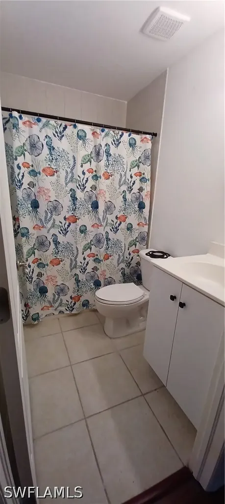 2330 Della Drive Naples FL 34117