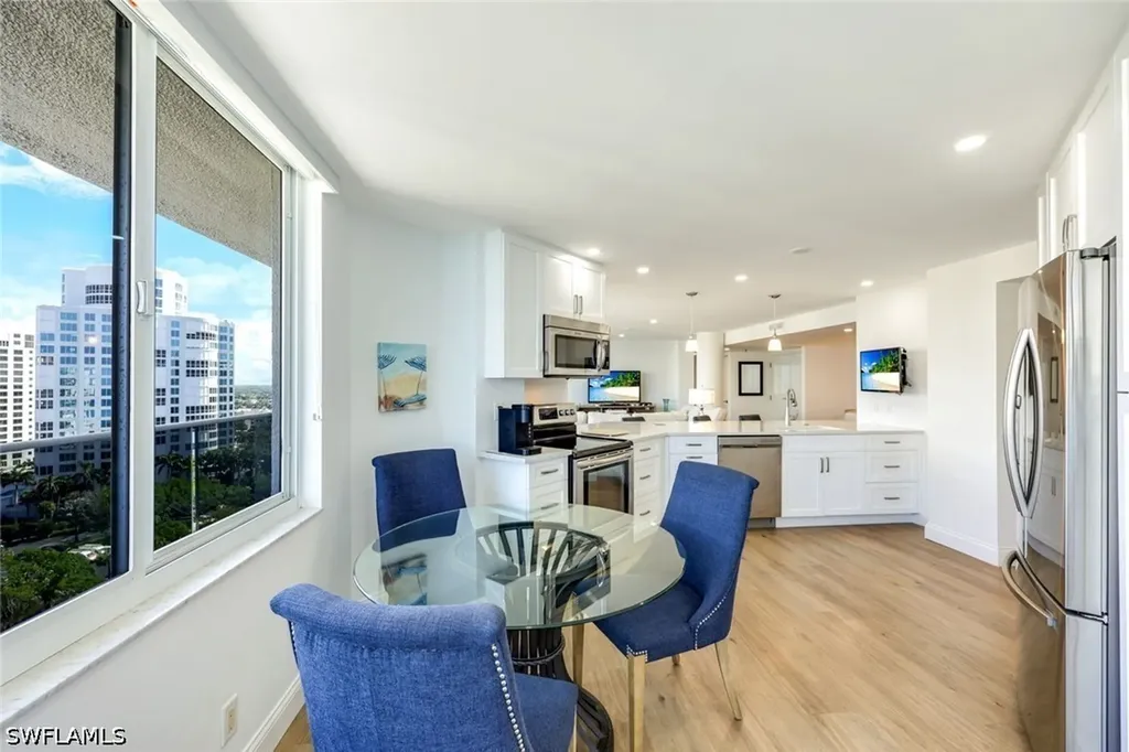 4041 Gulf Shore Boulevard N Naples FL 34103