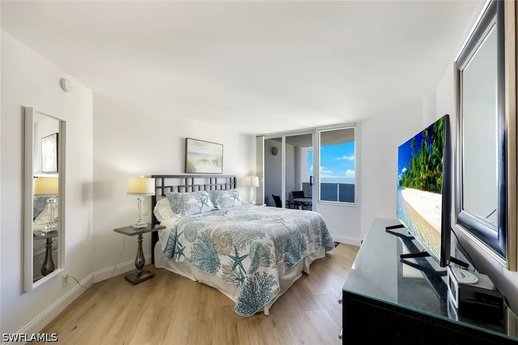 4041 Gulf Shore Boulevard N Naples FL 34103
