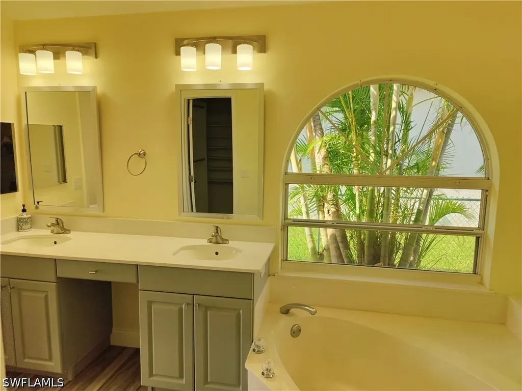 3314 SW 11th Place Cape Coral FL 33914