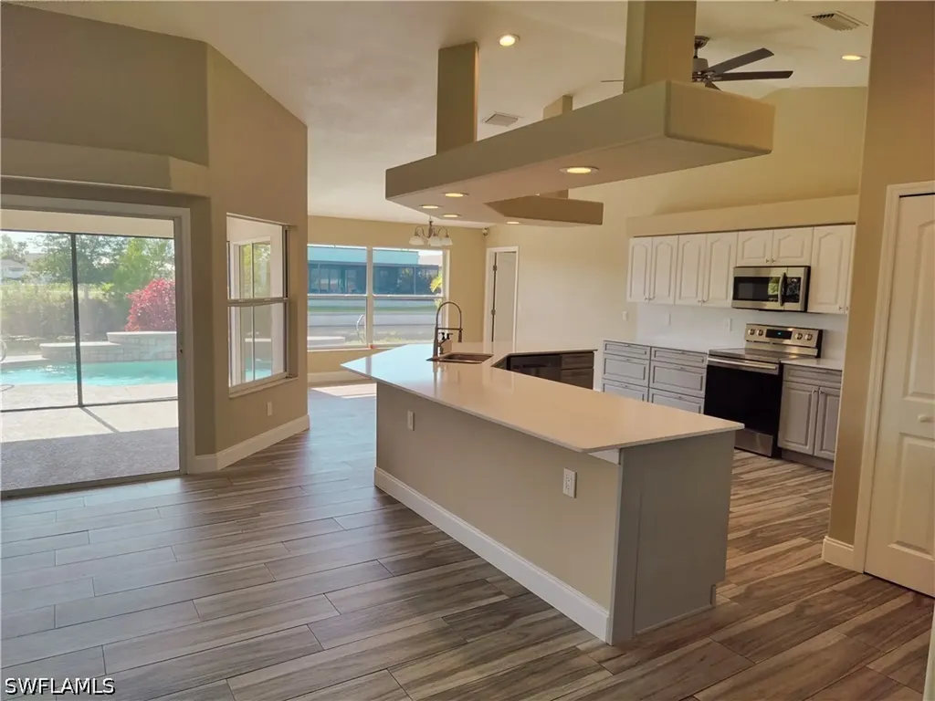 3314 SW 11th Place Cape Coral FL 33914
