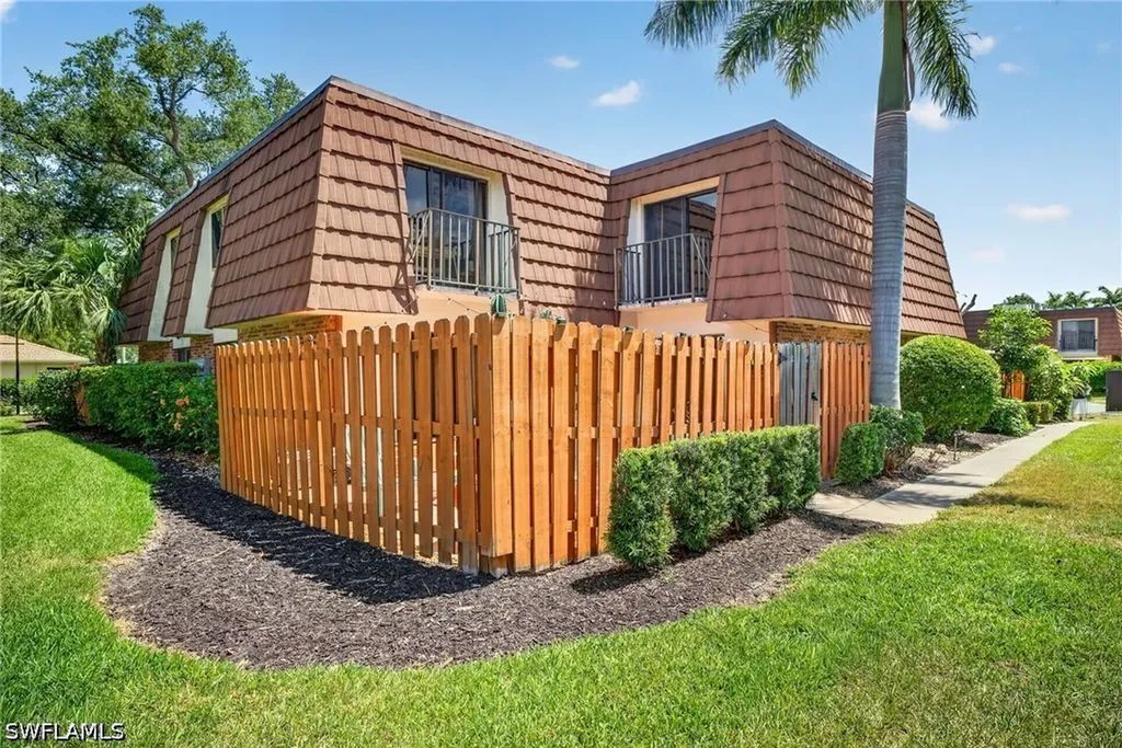 1466 Park Shore Circle Fort Myers FL 33901