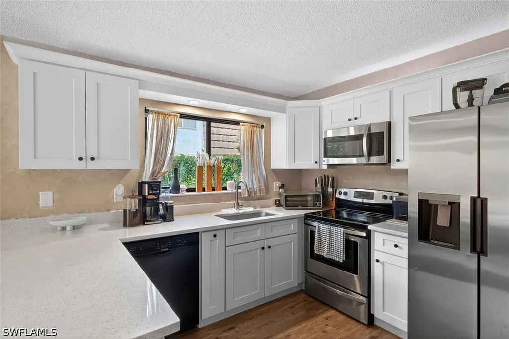 1466 Park Shore Circle Fort Myers FL 33901