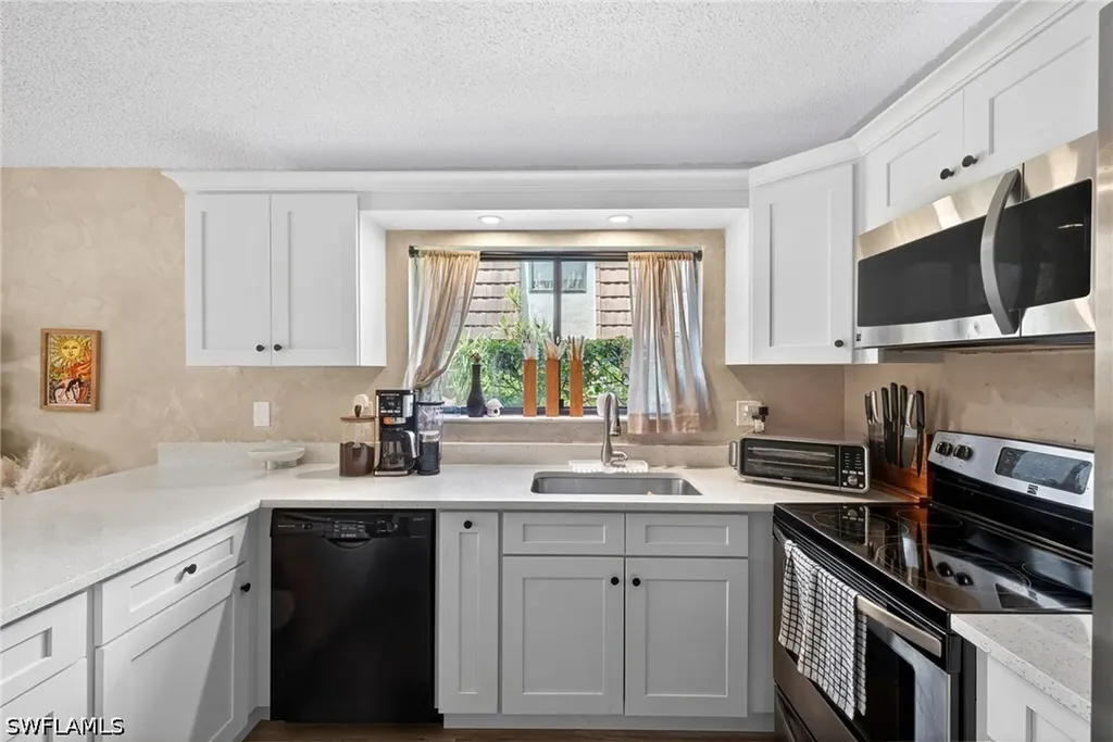 1466 Park Shore Circle Fort Myers FL 33901