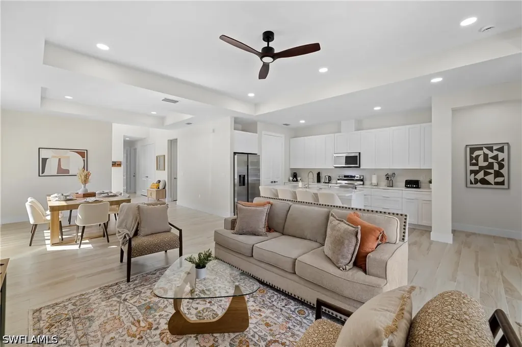 2533 Storter Avenue Naples FL 34112
