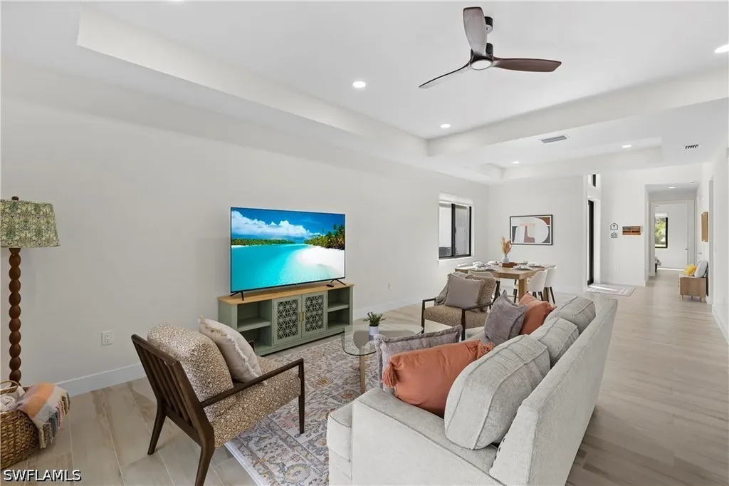 2533 Storter Avenue Naples FL 34112