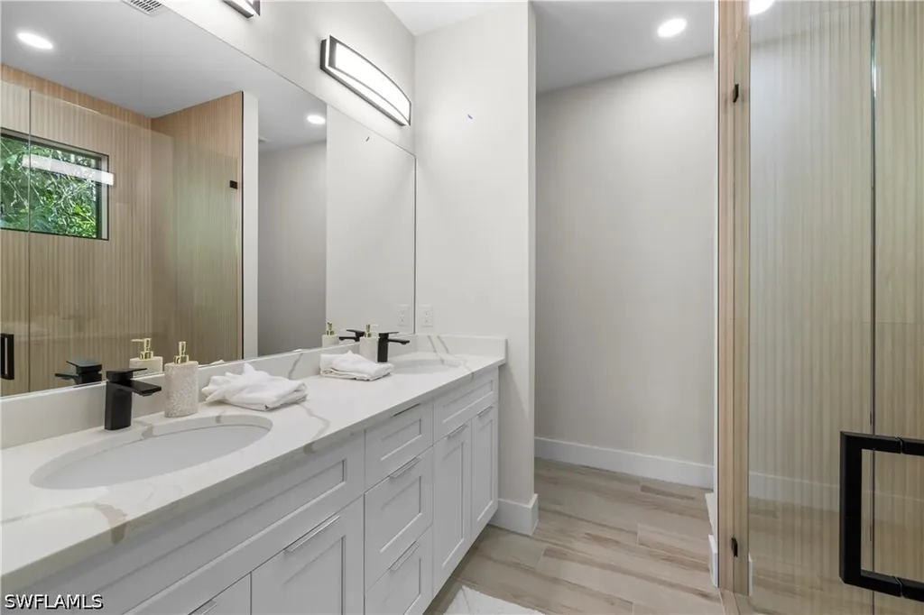 2533 Storter Avenue Naples FL 34112