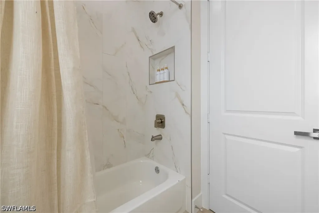 2533 Storter Avenue Naples FL 34112