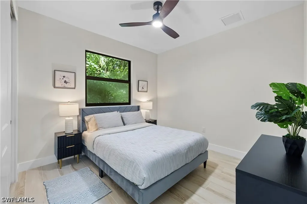 2533 Storter Avenue Naples FL 34112