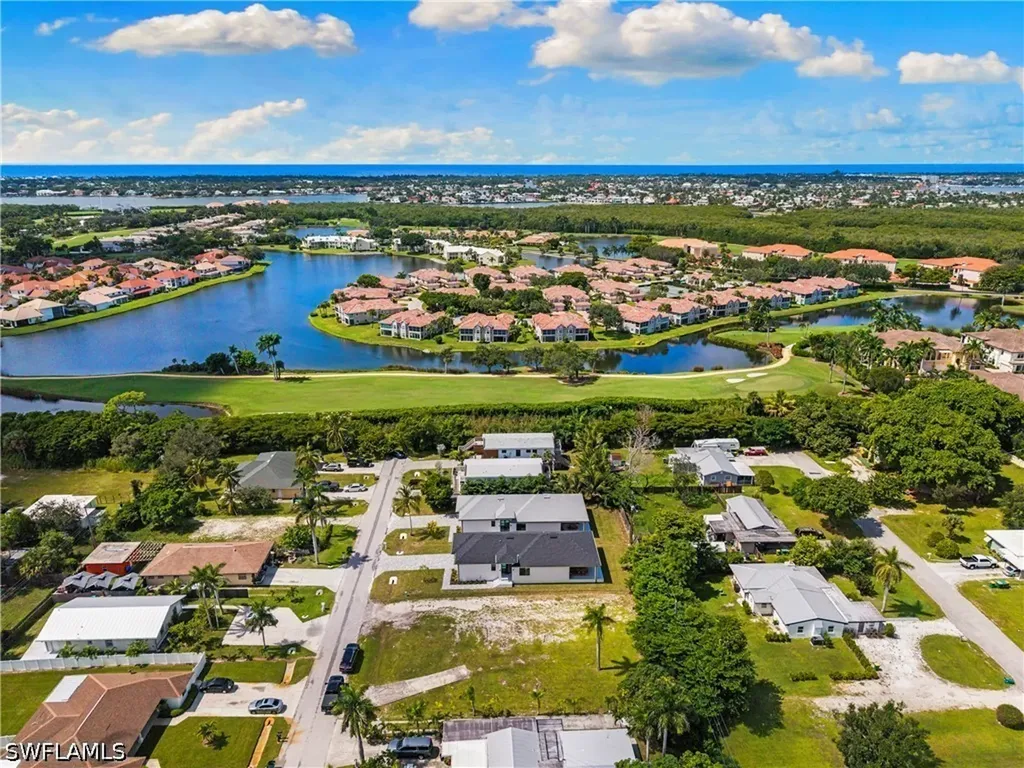 2533 Storter Avenue Naples FL 34112