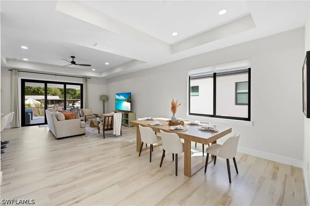 2533 Storter Avenue Naples FL 34112