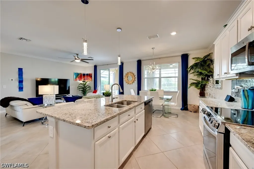 3697 E Hampton Circle Alva FL 33920