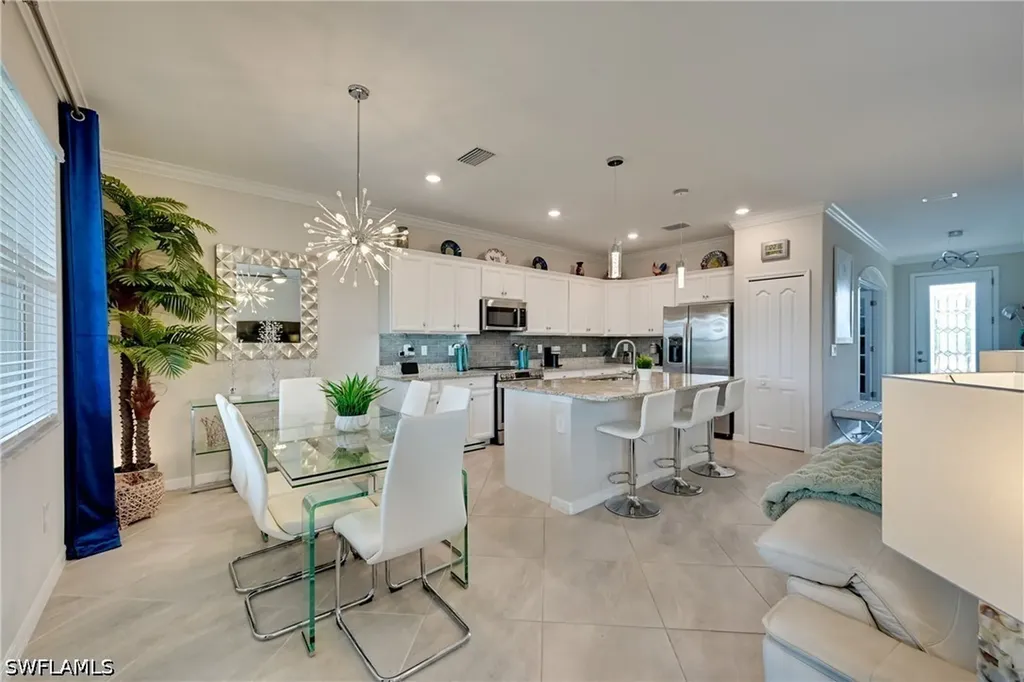 3697 E Hampton Circle Alva FL 33920