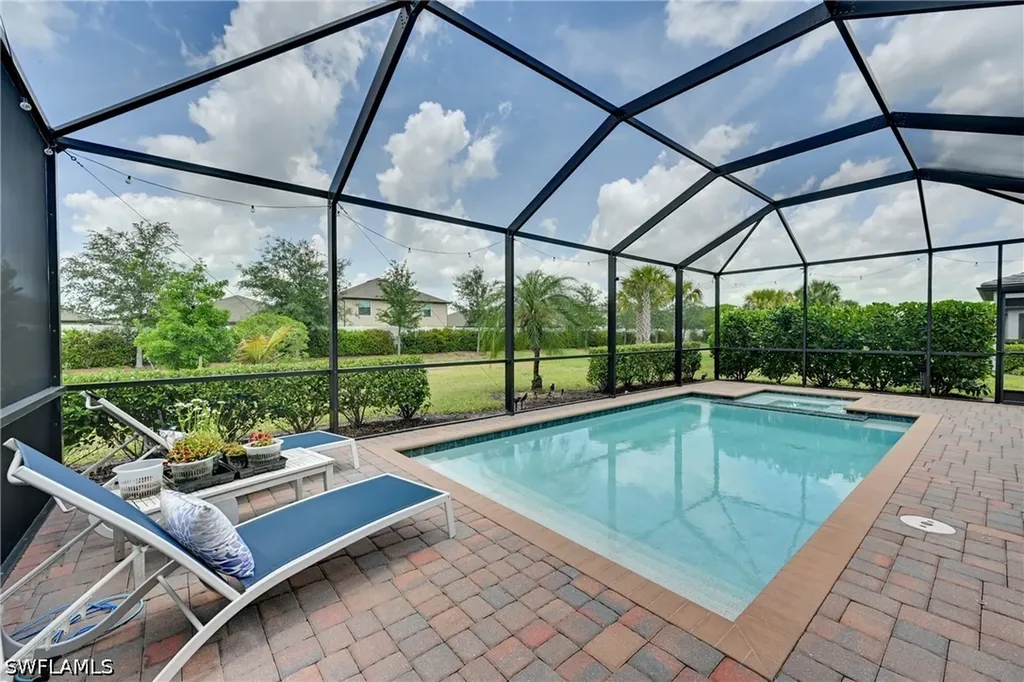3697 E Hampton Circle Alva FL 33920