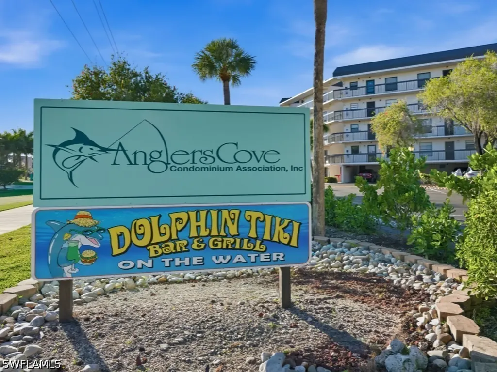 1003 Anglers Cove Marco Island FL 34145