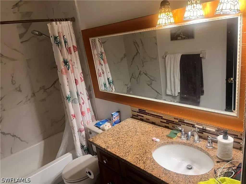 781 107th Avenue Naples FL 34108