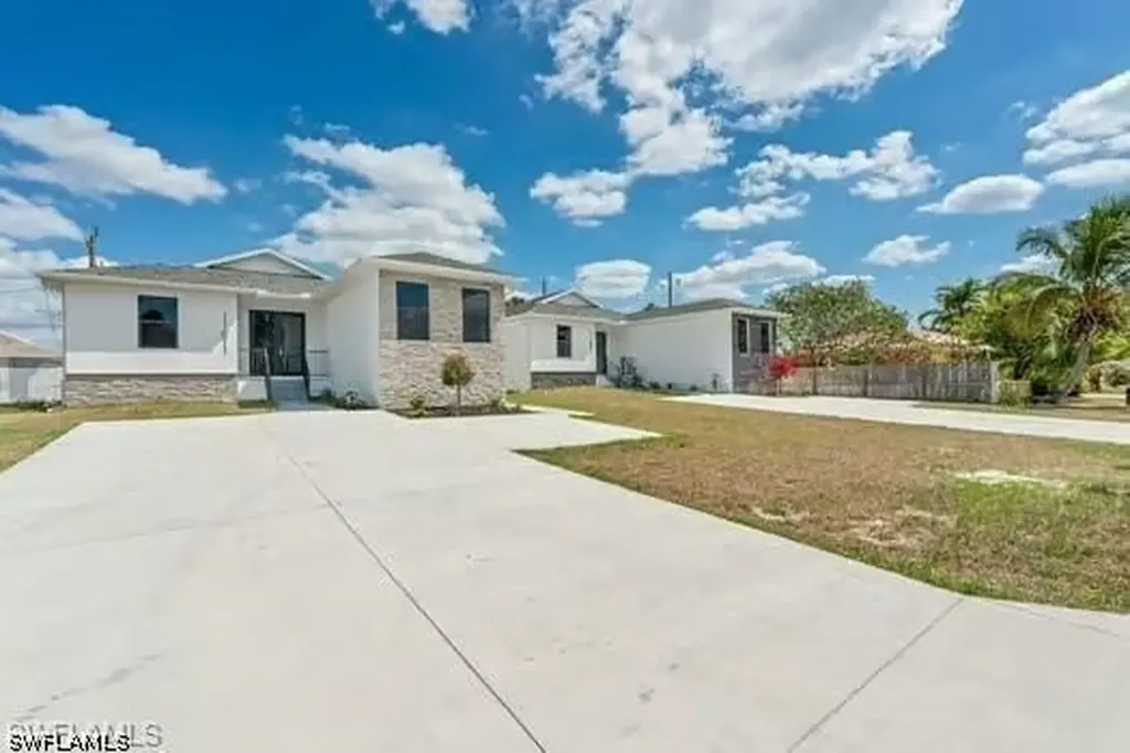 11641 Mckenna Avenue Bonita Springs FL 34135
