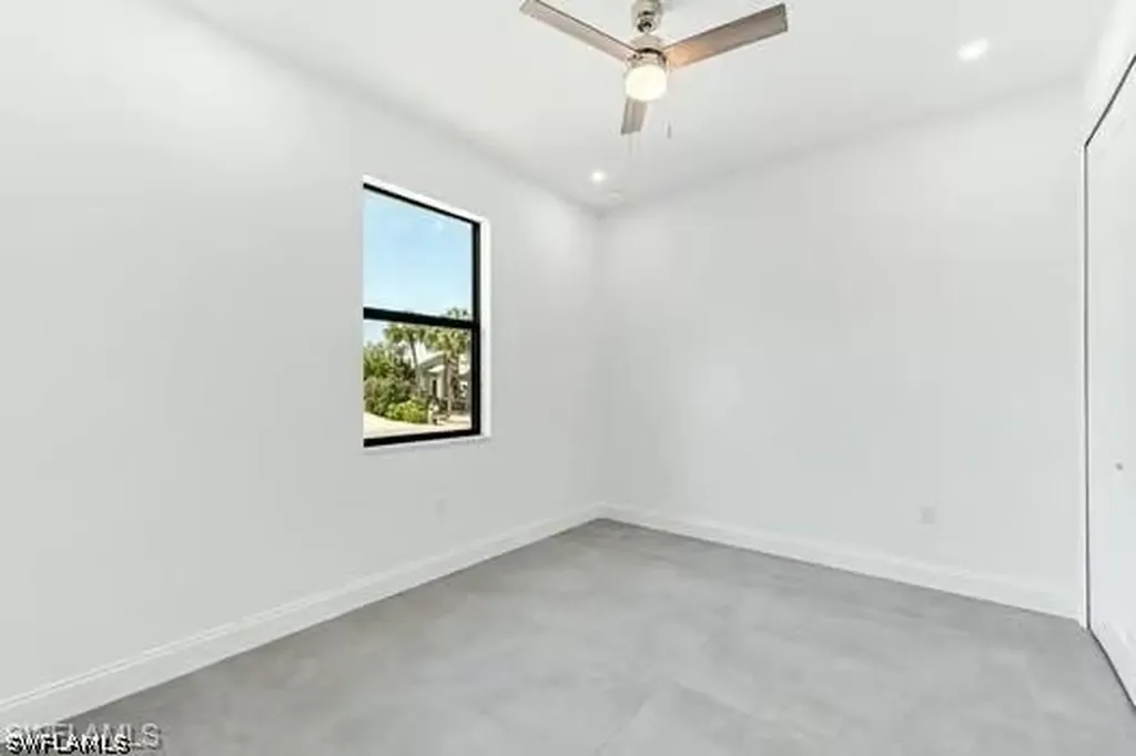 11651 Mckenna Avenue Bonita Springs FL 34135