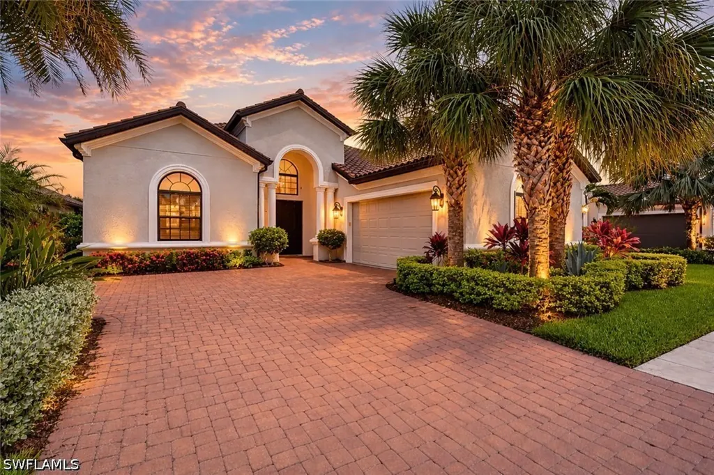 Naples FL, 9509 Montelanico Loop