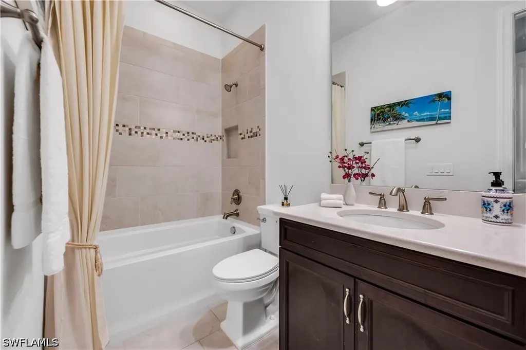 9509 Montelanico Loop Naples FL 34119