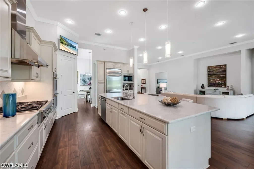 9509 Montelanico Loop Naples FL 34119