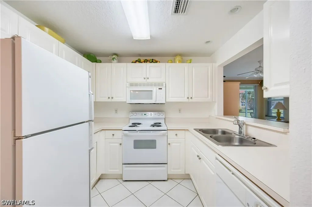 2555 Aspen Creek Lane Naples FL 34119