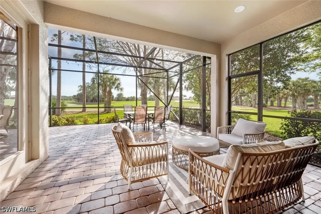 7563 Moorgate Point Way Naples FL 34113