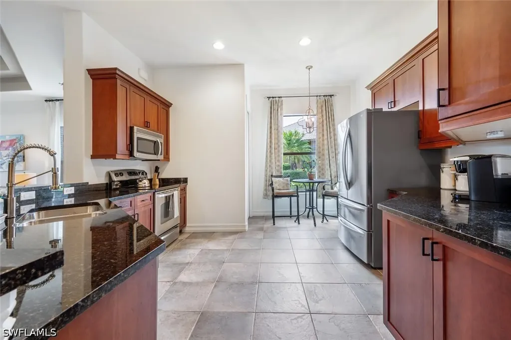7563 Moorgate Point Way Naples FL 34113