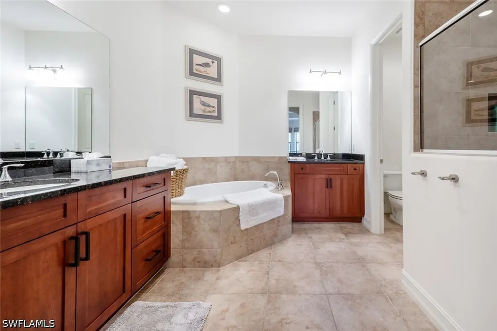 7563 Moorgate Point Way Naples FL 34113