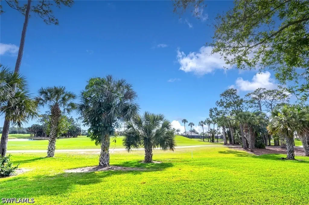 7563 Moorgate Point Way Naples FL 34113