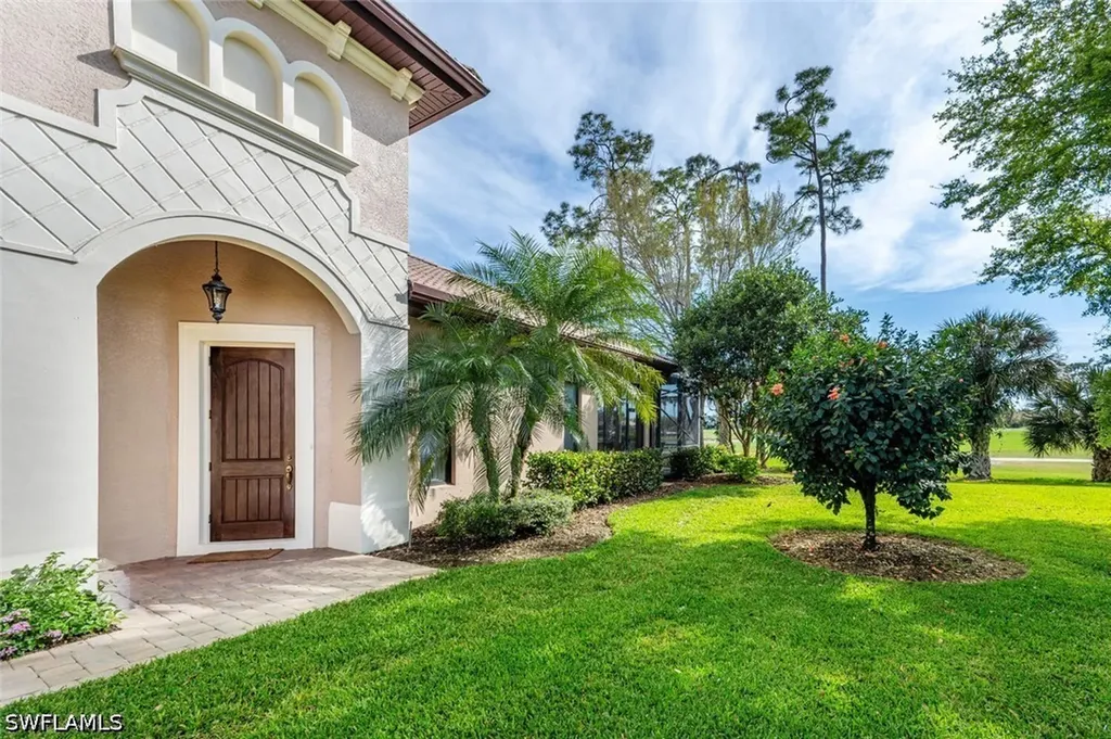 7563 Moorgate Point Way Naples FL 34113