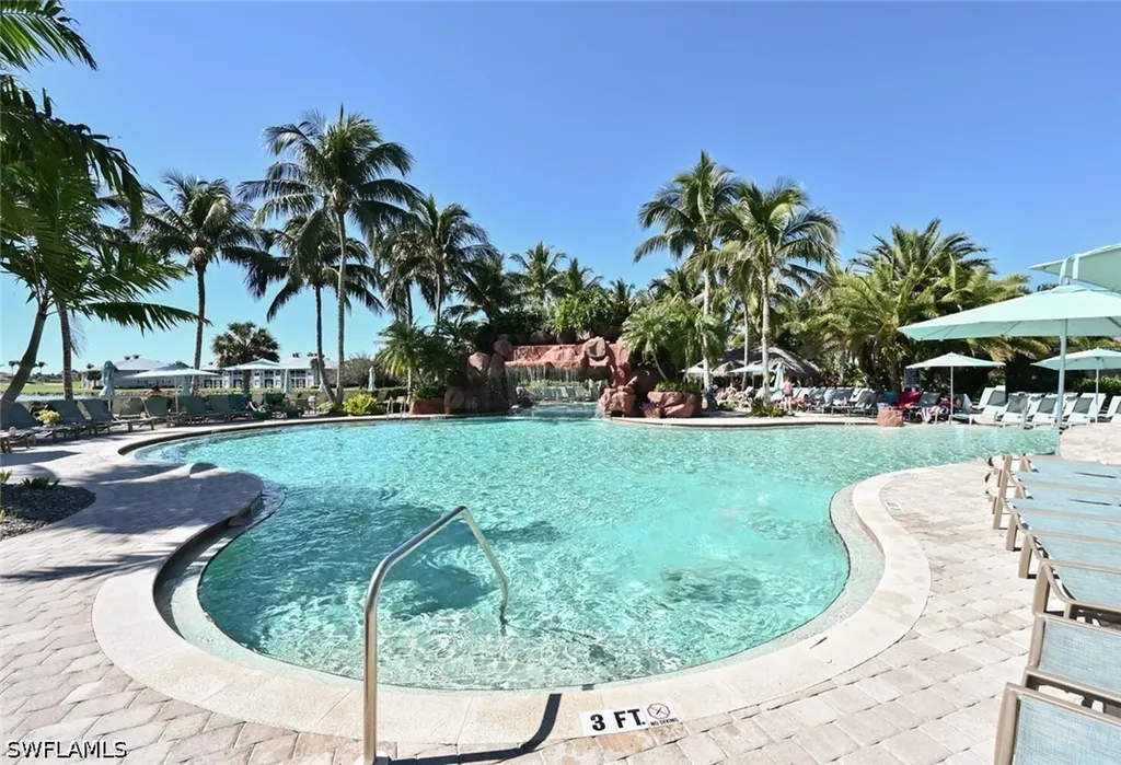 7563 Moorgate Point Way Naples FL 34113