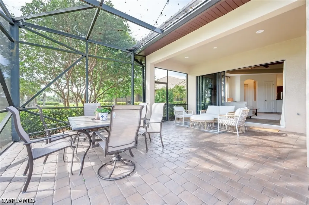 7563 Moorgate Point Way Naples FL 34113