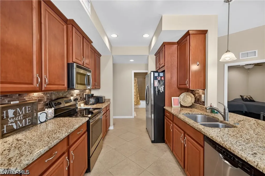 8541 Oakshade Circle Fort Myers FL 33919
