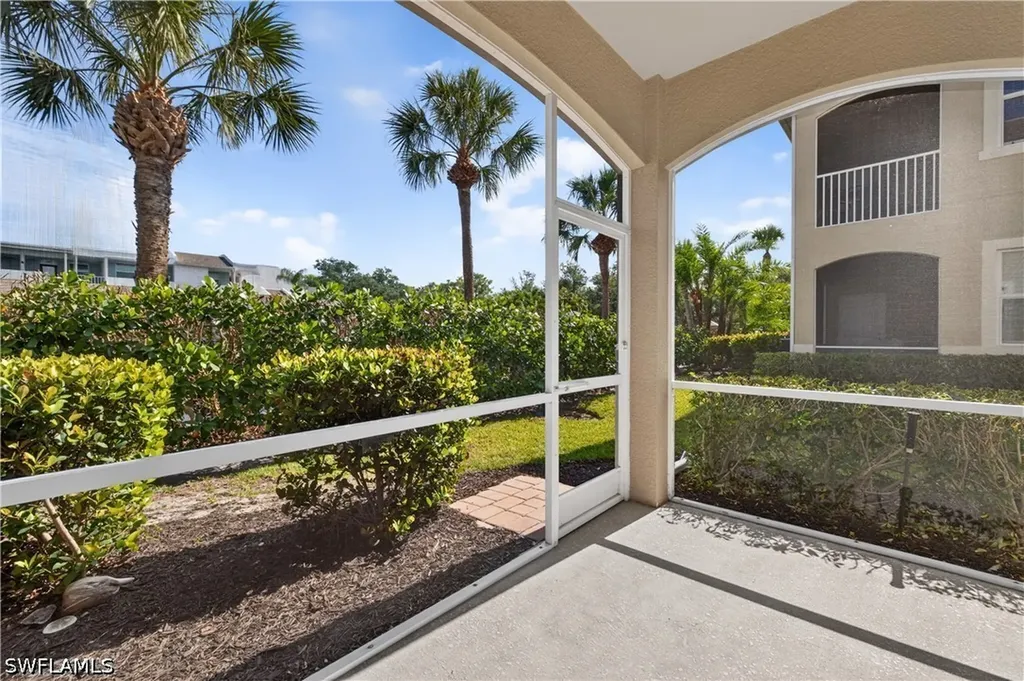 8541 Oakshade Circle Fort Myers FL 33919