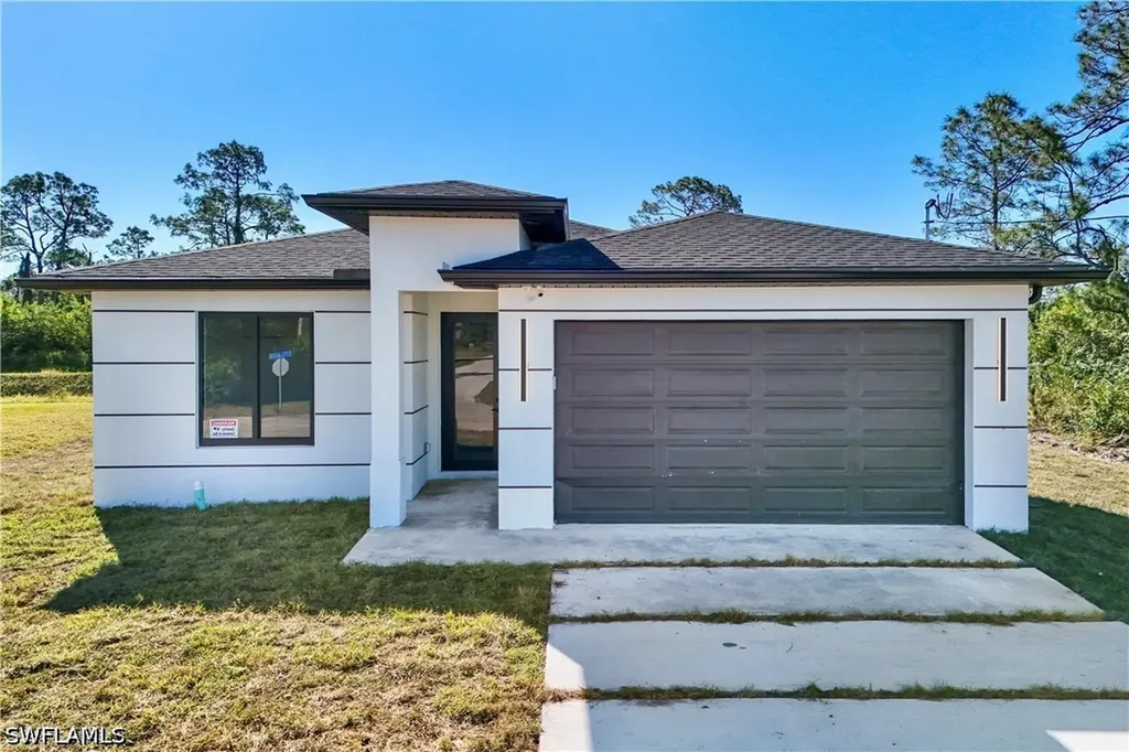 219 Columbus Boulevard Lehigh Acres FL 33974