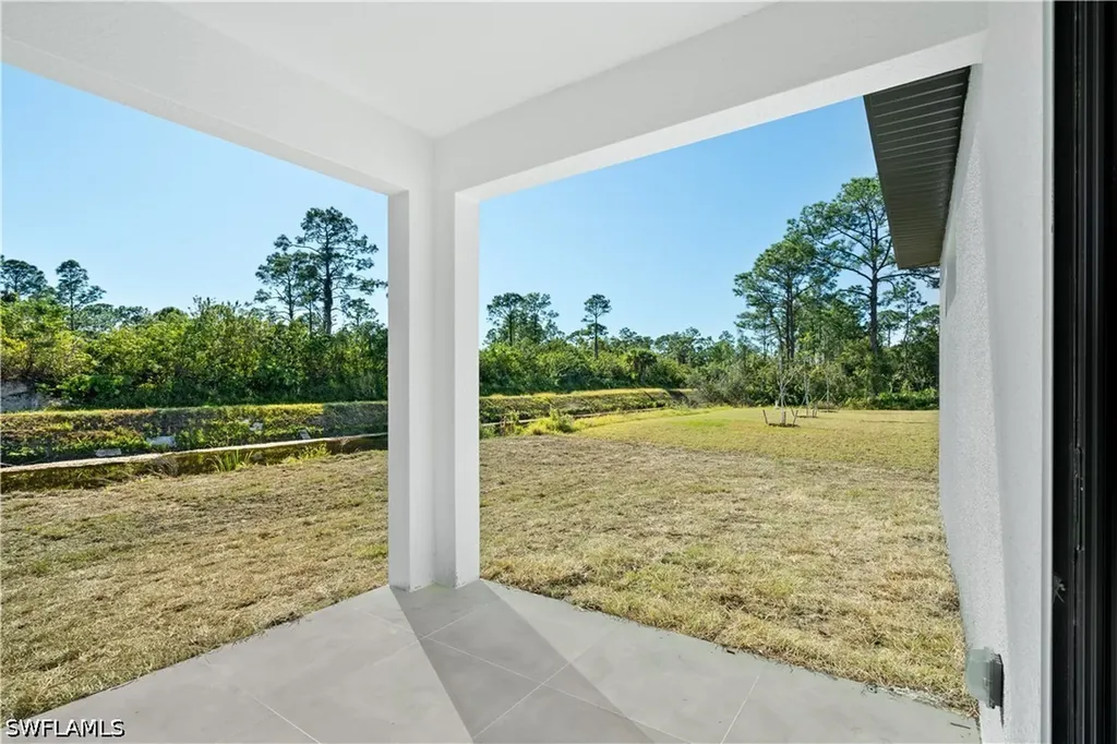 219 Columbus Boulevard Lehigh Acres FL 33974
