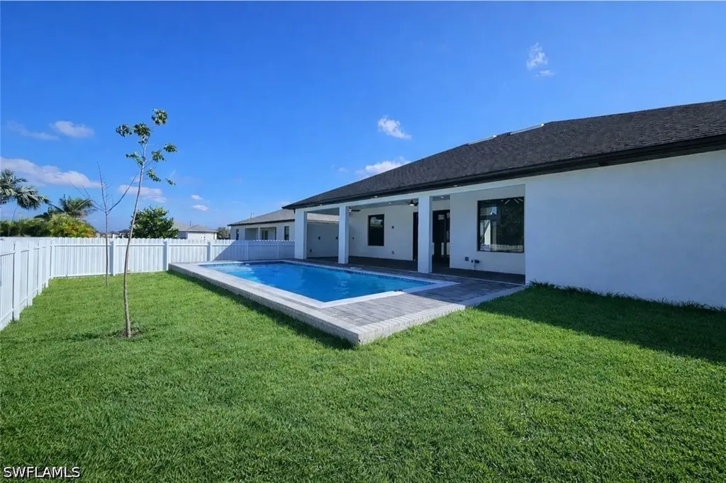2853 NW 3rd Street Cape Coral FL 33993