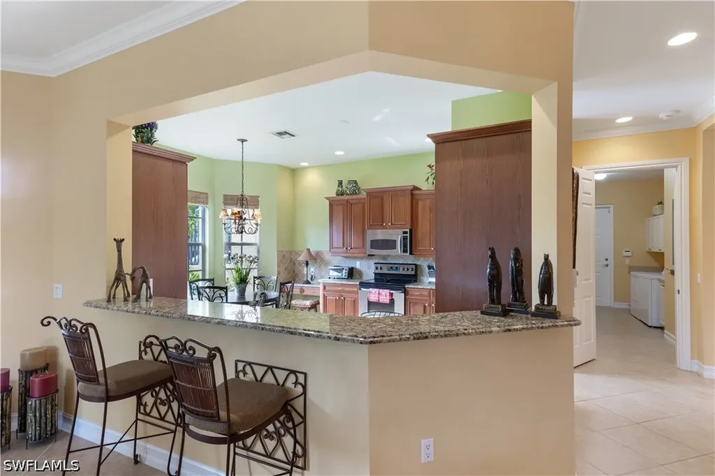 5050 Blauvelt Way Naples FL 34105