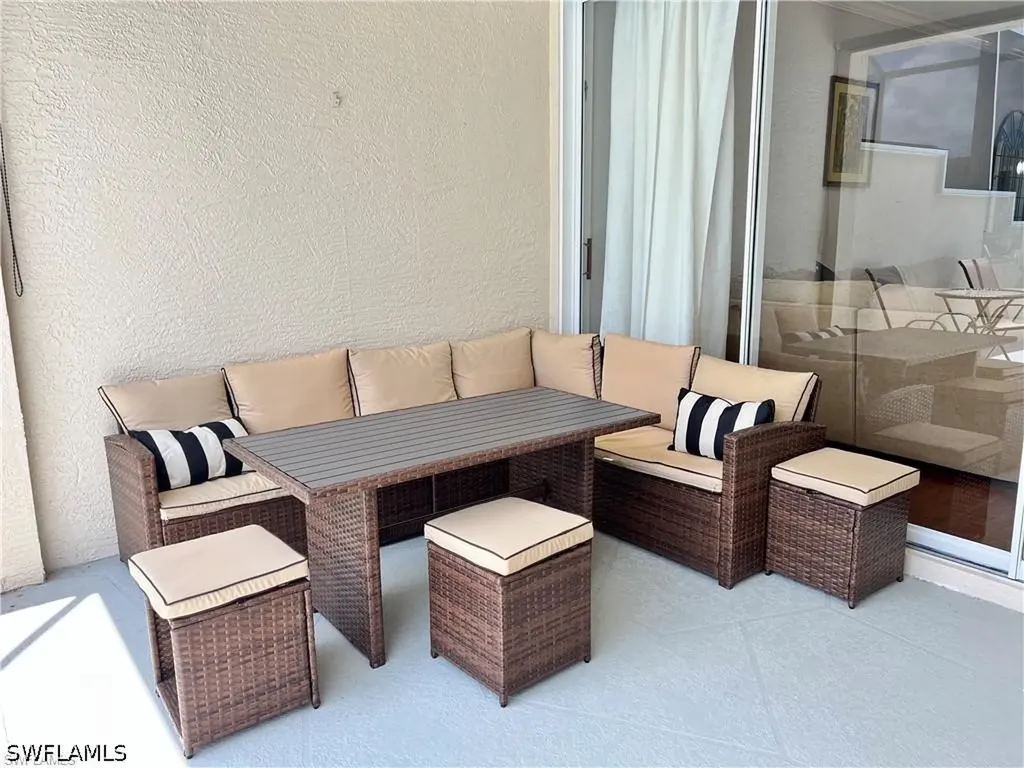 1812 Avian Court Naples FL 34119