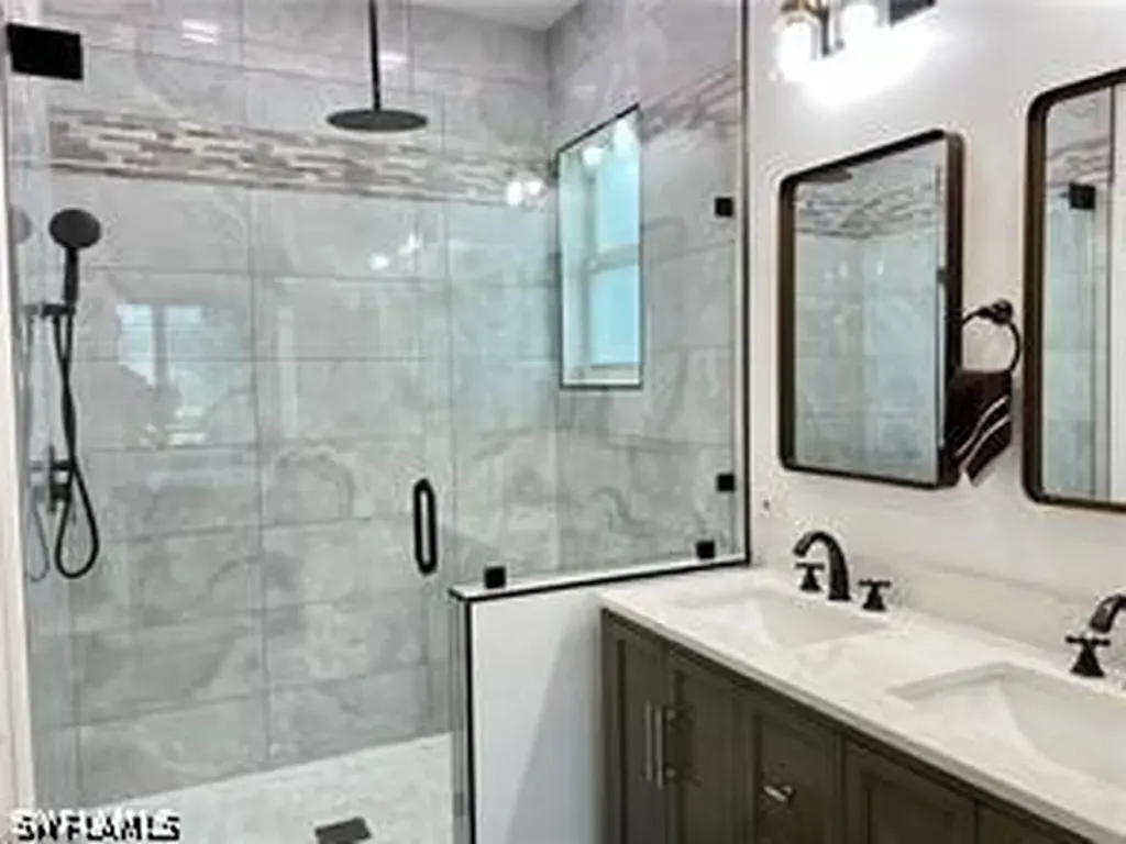 1812 Avian Court Naples FL 34119