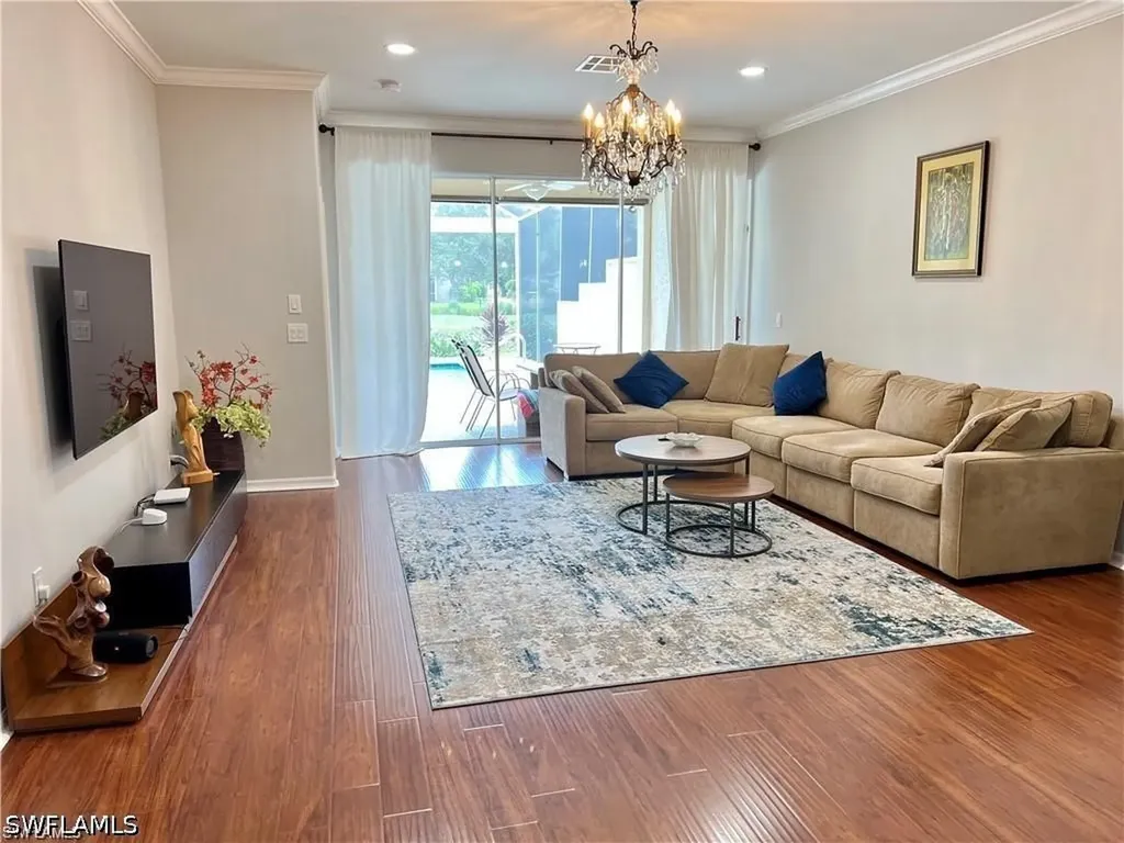 1812 Avian Court Naples FL 34119