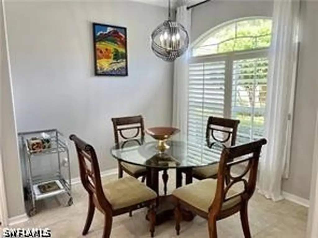 1812 Avian Court Naples FL 34119