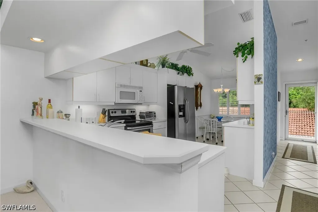 6600 Beach Resort Drive Naples FL 34114